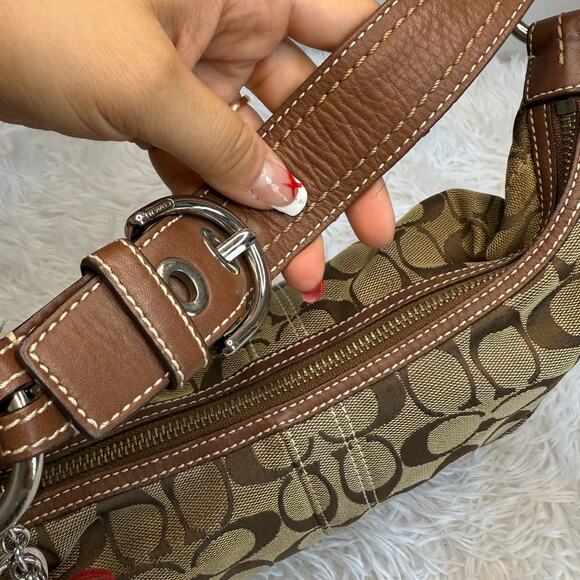y2k COACH Brown Signature Canvas Soho Hobo Shoulder Bag - Picture 5 of 10